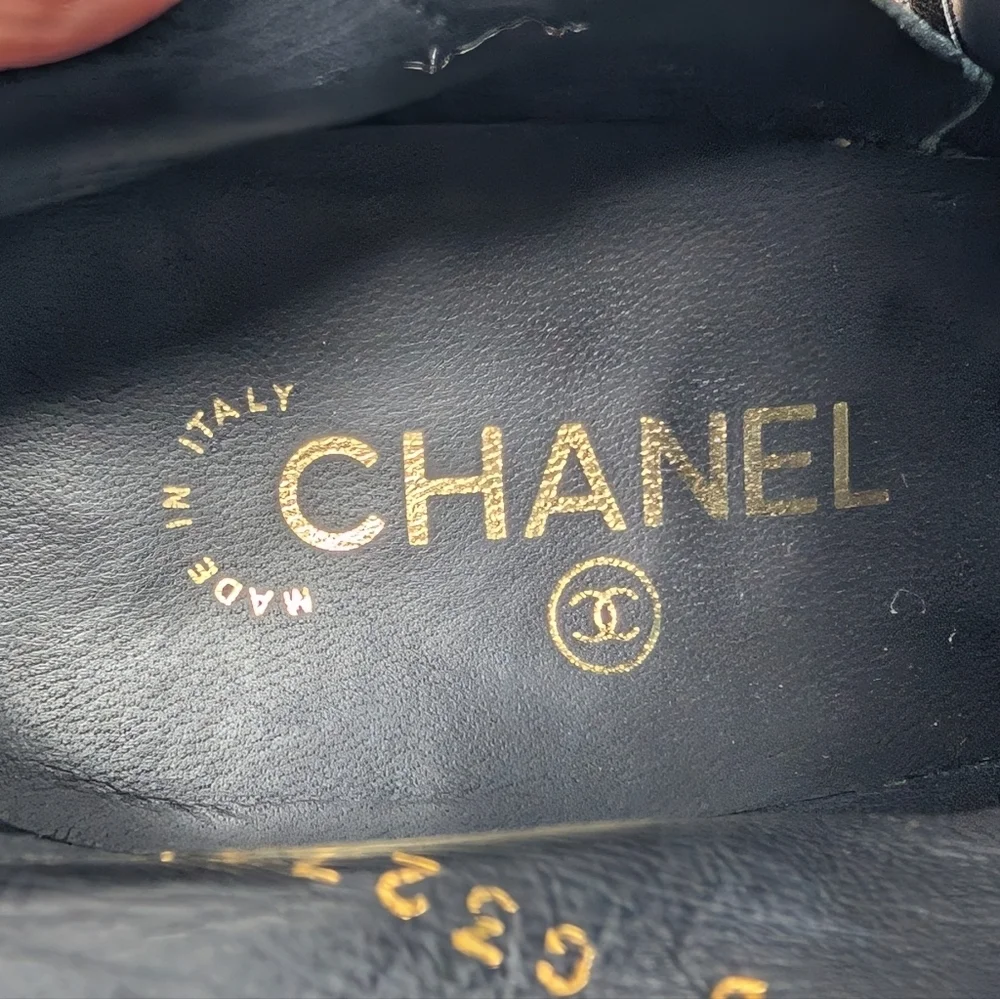 Chanel Cap Toe Pearl Stiletto Heel Black Ankle Boots Celebrity CC Logo Size 37